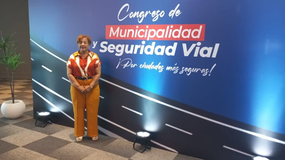 Alcaldesa Juana Mateo participa en Congreso Internacional sobre Seguridad Vial y Municipalidad