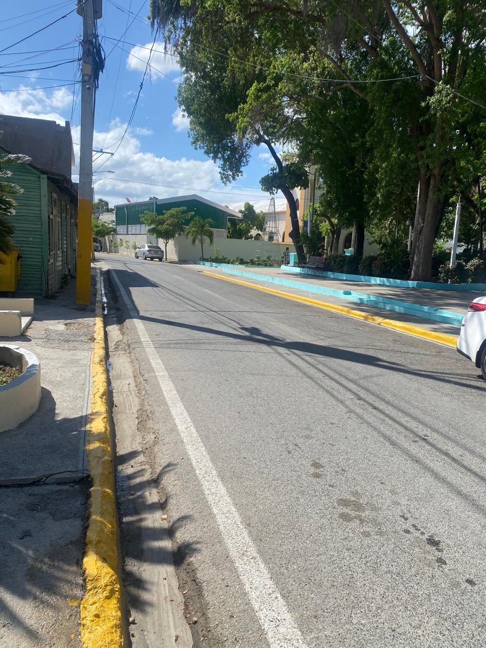 Alcaldía municipal embellece espacios públicos previo a las fiestas culturales de San Antonio de Padua 2026
